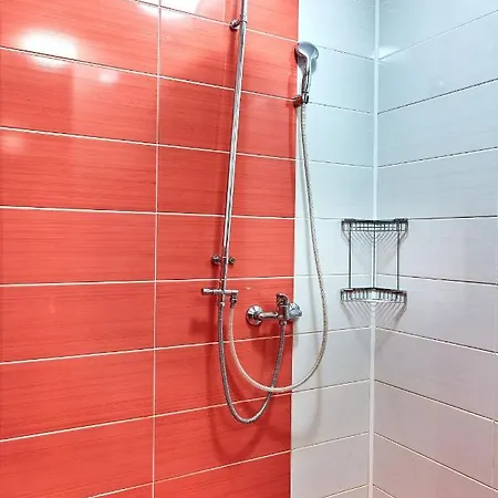 מלון דירות Madagascar Boutik Cytadell אפורי נורד