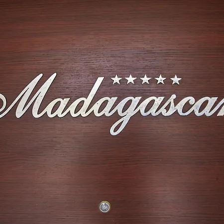 公寓式酒店 Madagascar Boutik Cytadell 艾福雷诺德