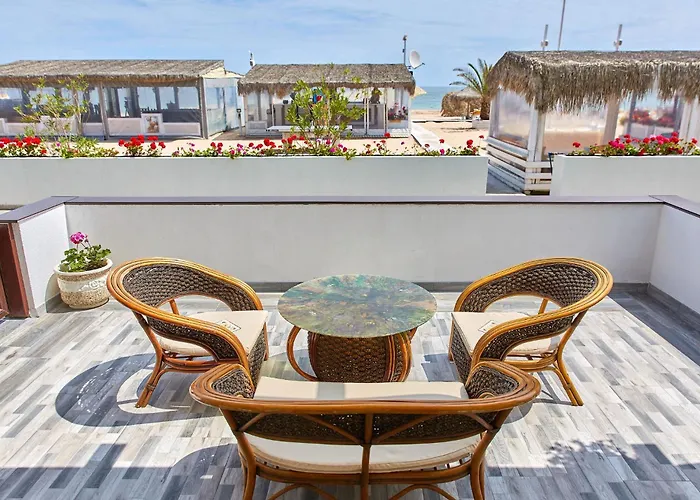 Aparthotel Madagascar Boutik Cytadell Eforie Nord